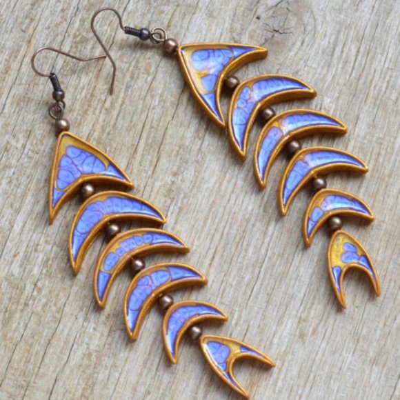 Jewelry - Purple and gold fish earrings